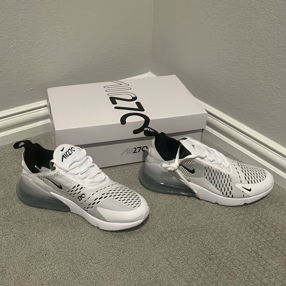 Nike Women’s Air Max 270
